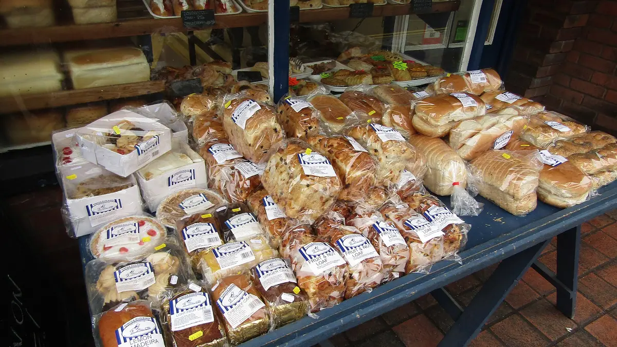 Bayne's – bakery in Abbeyview, Dunfermline
